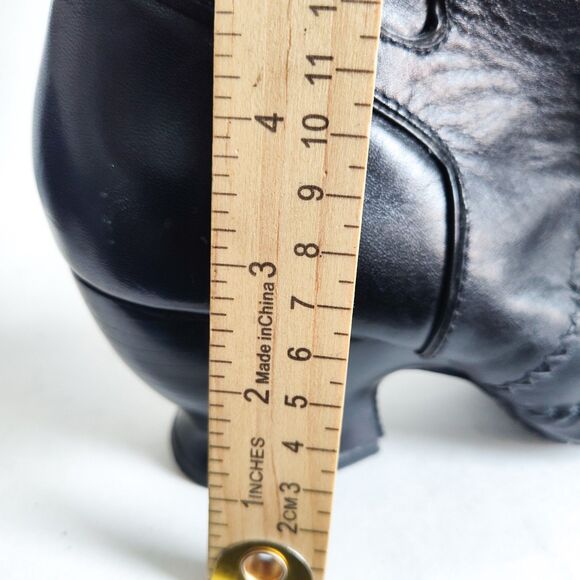 Clarks Indigo Leather Knee High Tall Boots Black Size 8 Whimsical Spool Heel Zip - Picture 12 of 14